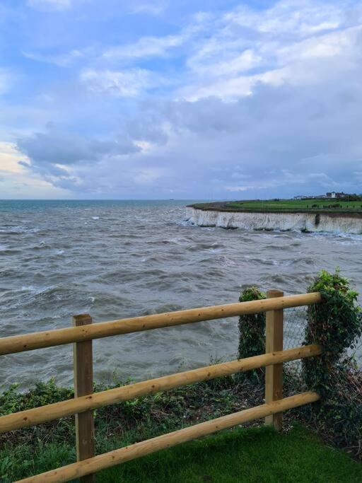 Spring Tide Cliff Top Glamping Pod With Direct Sea Views Birchington-on-Sea Εξωτερικό φωτογραφία